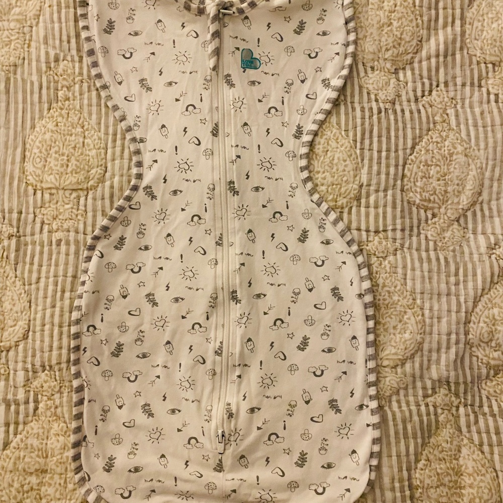Love To Dream swaddle size small